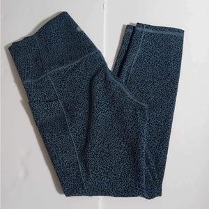 sports pant brand athleta color animal print size M